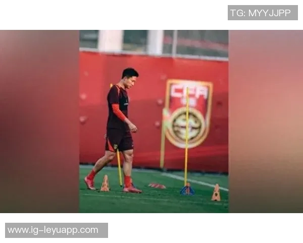 国足备战热身赛国脚们面临高强度训练挑战